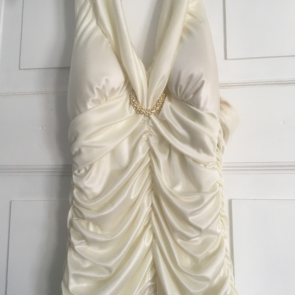 Dress - Picture 2 of 3